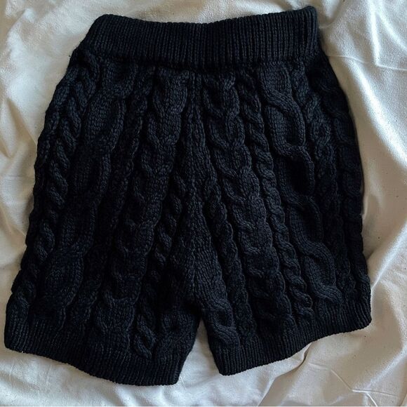 Mr. Mittens Shorts - Picture 2 of 4